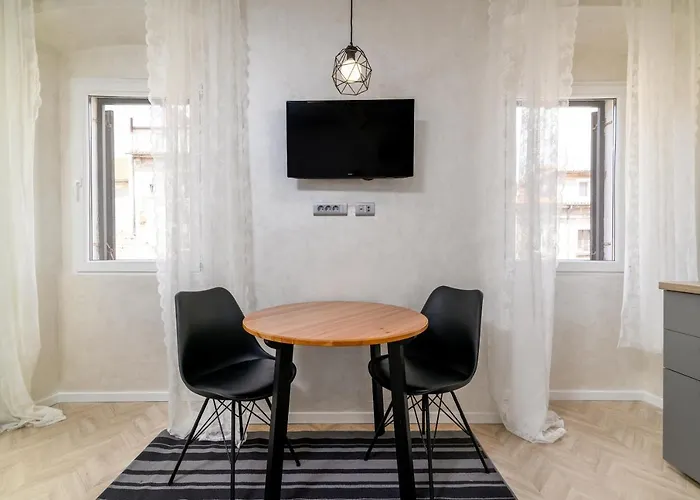 Διαμέρισμα With Wifi - 21407 Πούλα