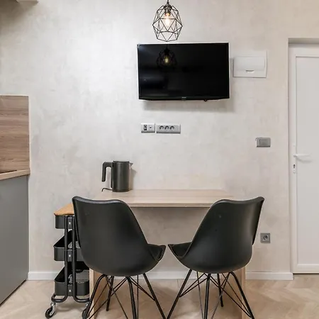 With Wifi - 21407 * Pola